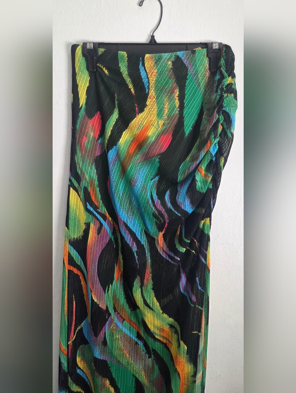 Multi-Color Abstract Print Maxi Skirt - Picture 2 of 8